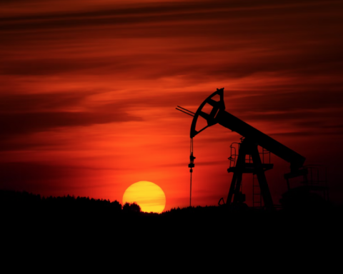 Uluslararası Bir Kriz Sırasında Enerji Piyasaları Neden Dalgalanır?